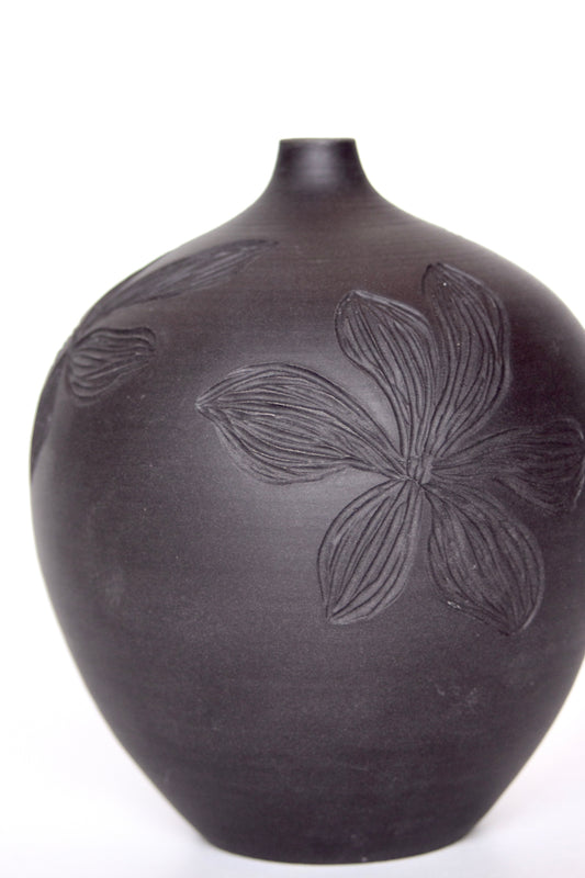 Black Floral Vase