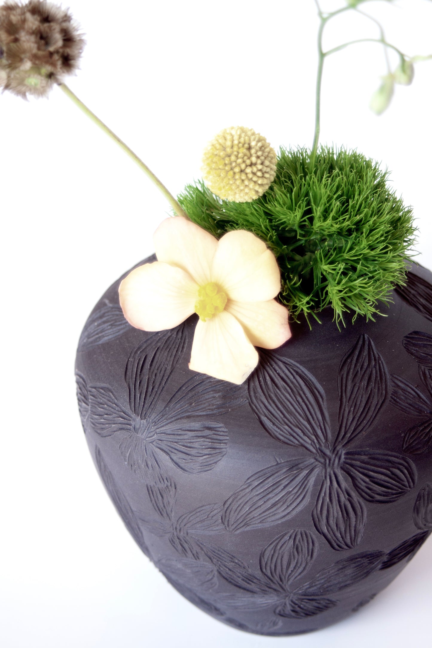 Black Floral Vase