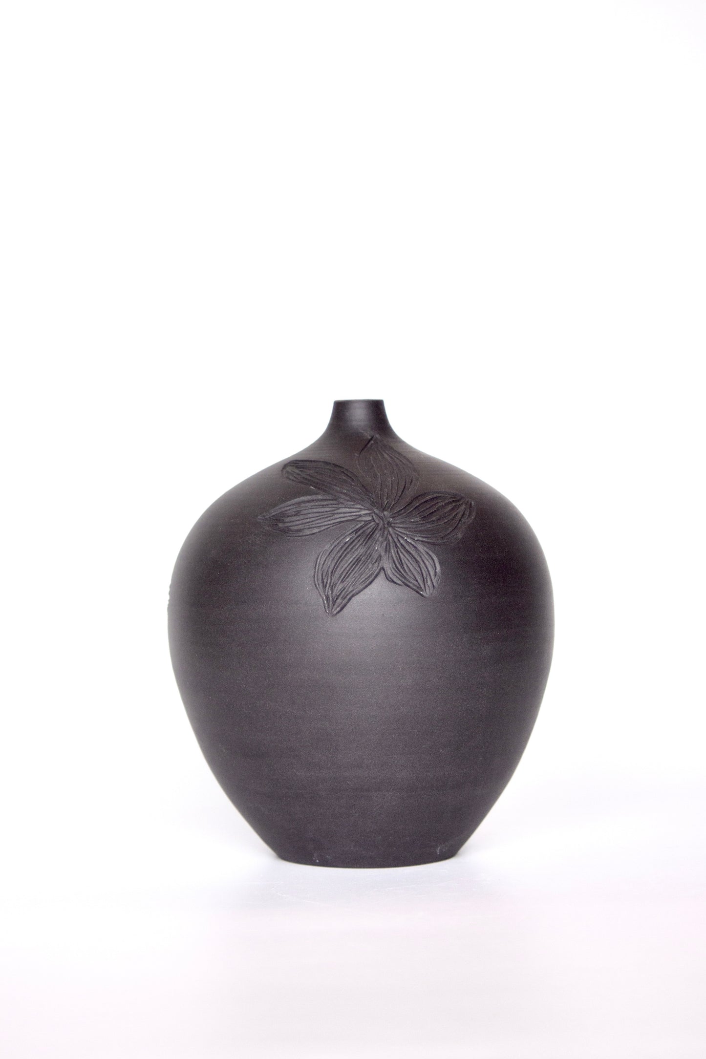 Black Floral Vase