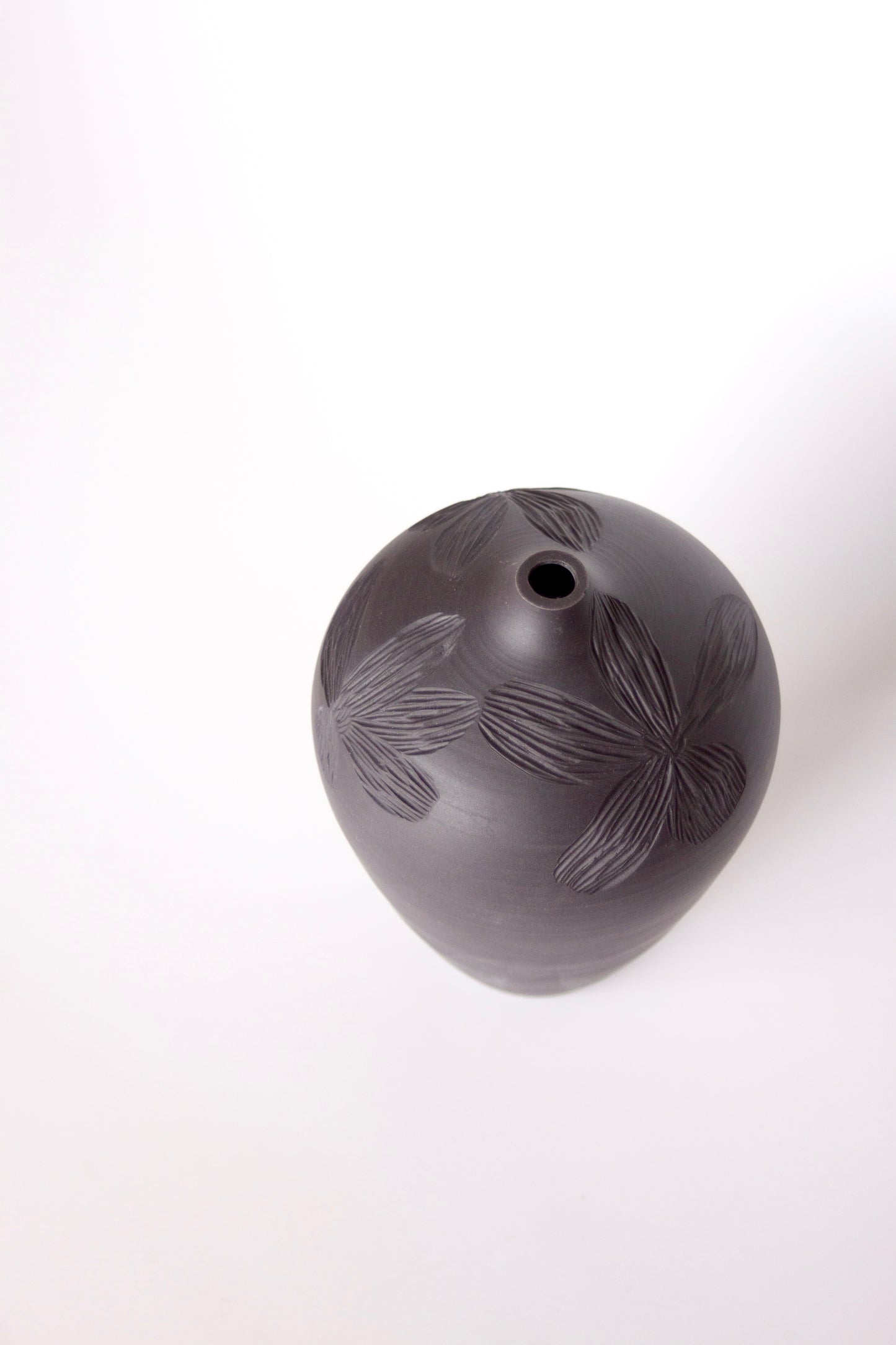 Black Floral Vase