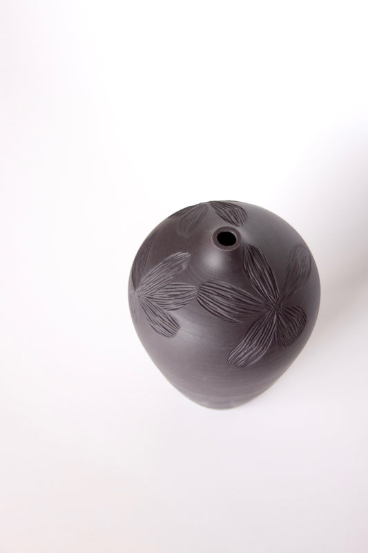 Black Floral Vase