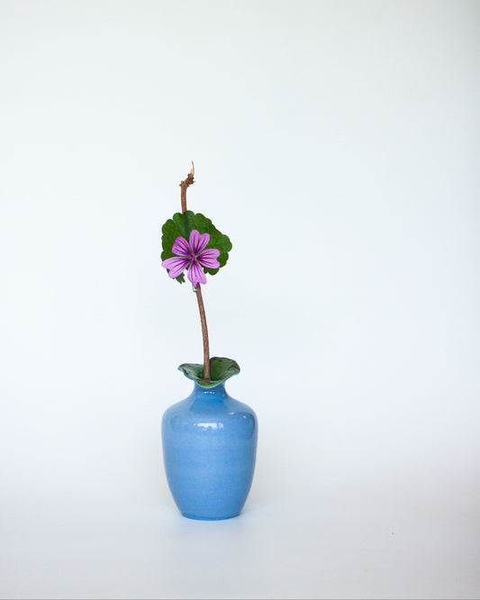 Small Floating Lily Pad Vase
